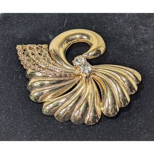 Deco Style Fan Brooch Gold Tone Rhinestones